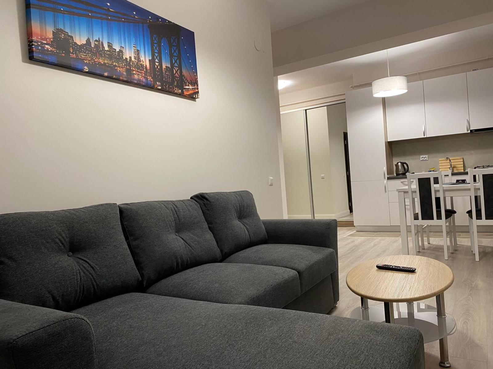 Lazar Towers Studios & Apartments Near Palas Iasi Eksteriør bilde